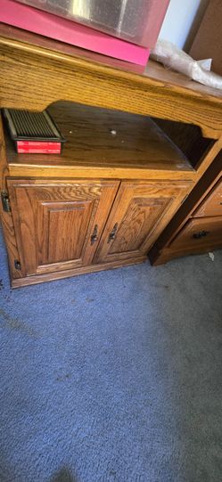 Microwave type stand with cupboard shelf