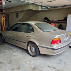 1999 BMW 528i