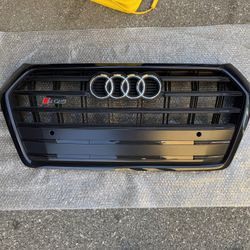 B9 2018-20 Audi SQ5 Black Optics Front Grill