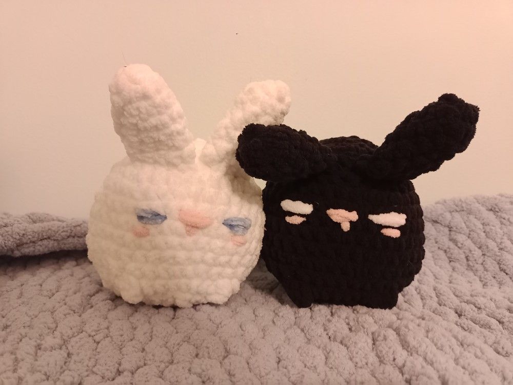 Crocheted Bunny Pair