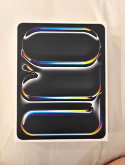 Brand NEW Apple iPad Pro 13 inch 256GB 2025