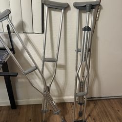 Crutches 