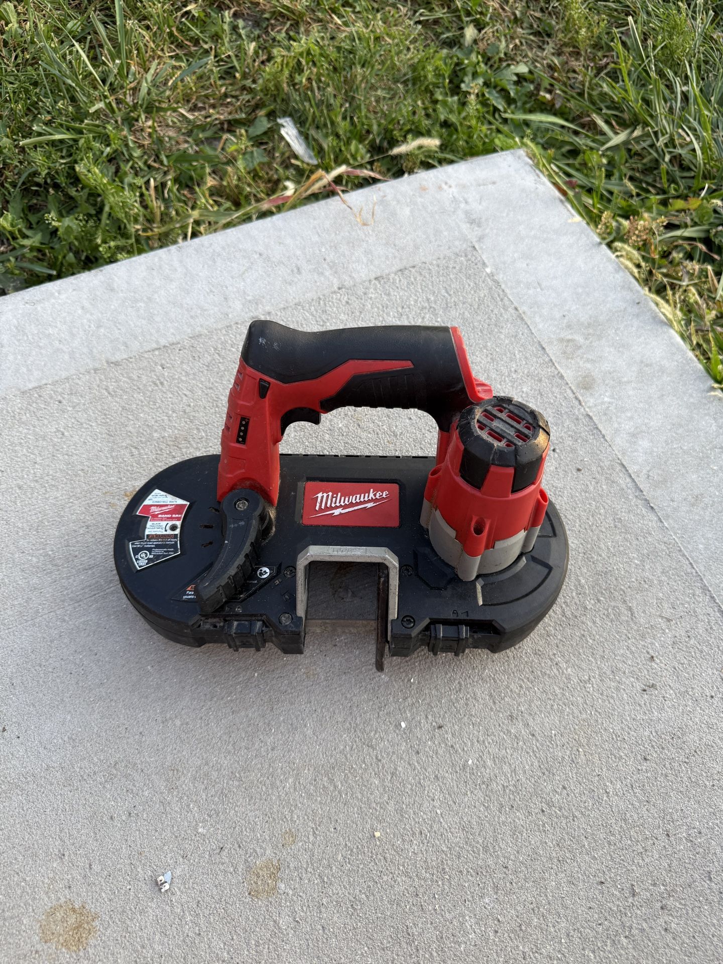 M12 12V Lithium-Ion Cordless Sub-Compact Band Saw (Tool-Only)