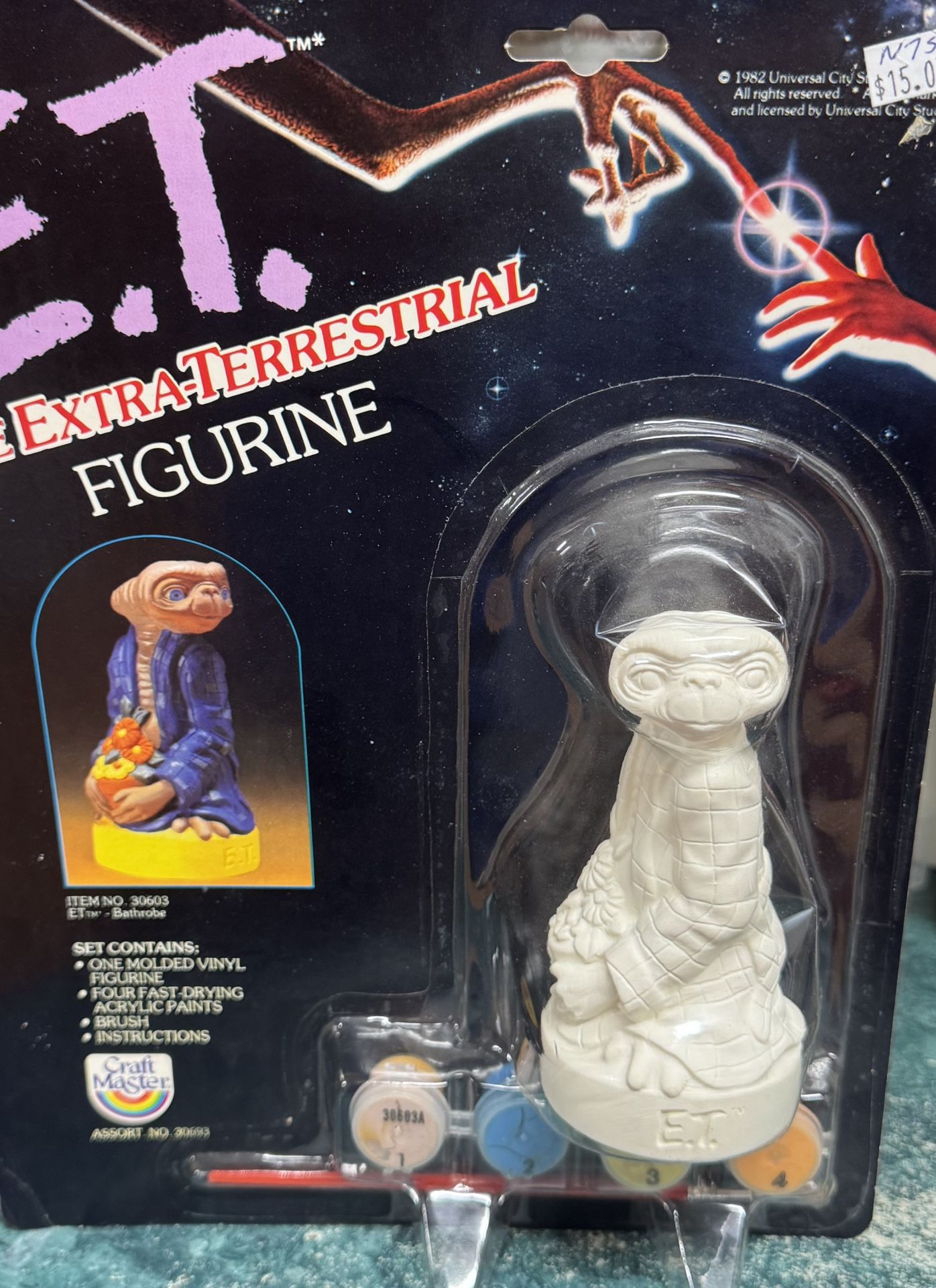 E.T. The Extraterrestrial unpainted figurine  by craftmaster (1982)