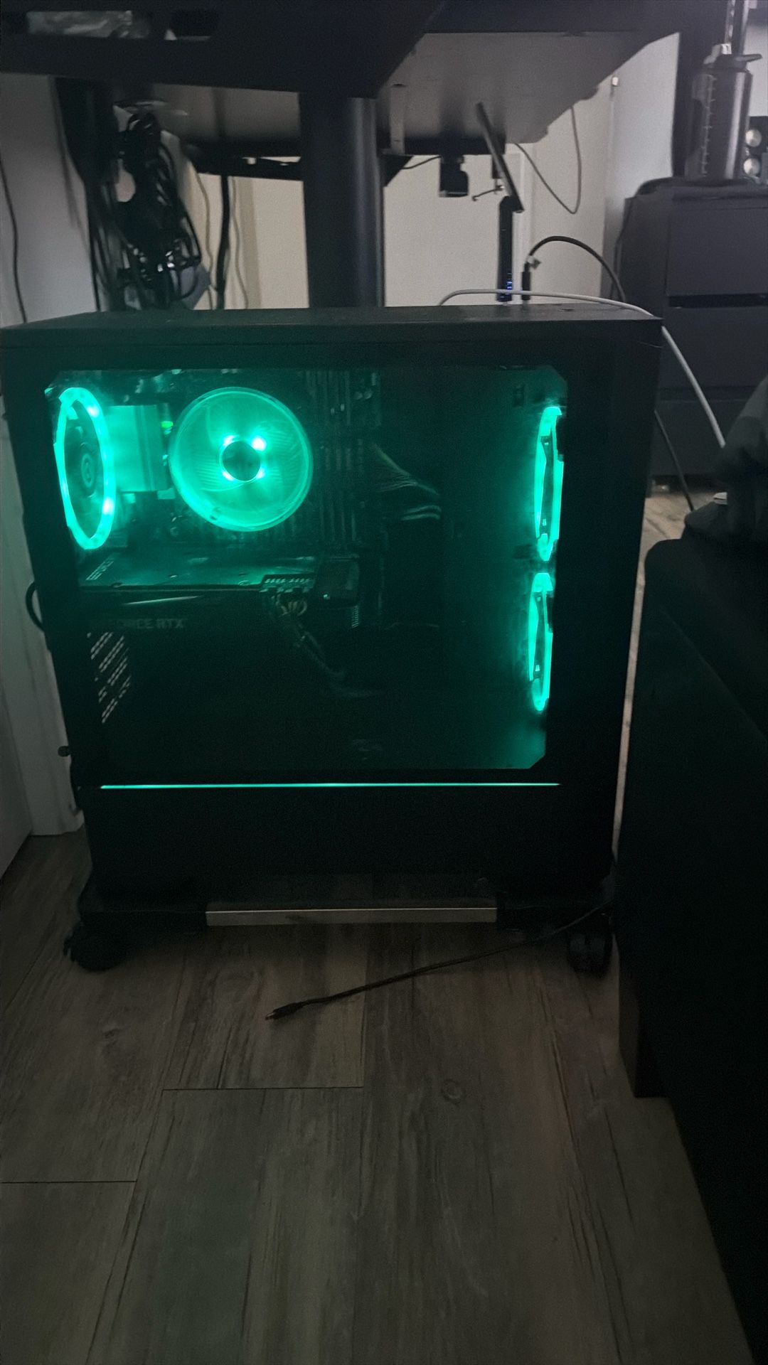 Cyber Power Pc Gaming Setup for Sale! Only 1 1/2 years old and hardly ever used for gaming. Don't miss out!