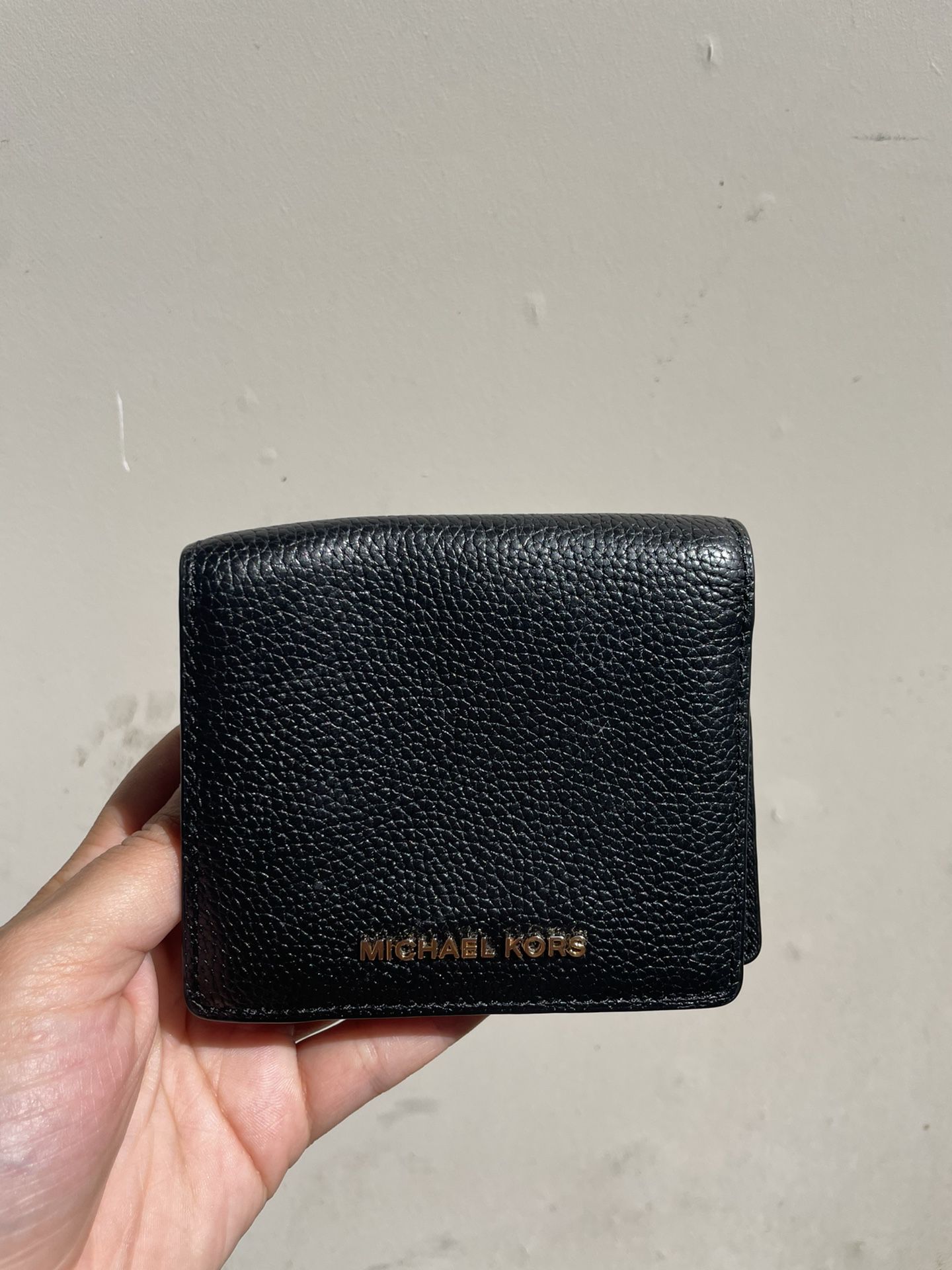Black Michael Kors Wallet 