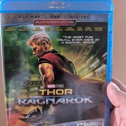 Thor Ragnarok Blu Ray and DVD