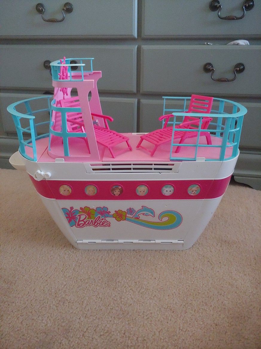 Barbie Cruise ship
