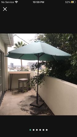 Big Outdoor Umbrella With Base