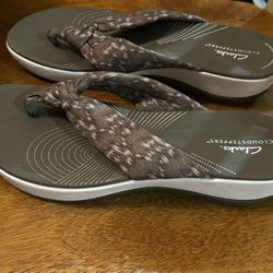 Clark’s Women’s Size 10 Sandals