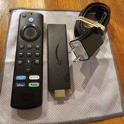 Amazon Fire TV E9L29Y Stick 4K w/ Alexa Voice Remote