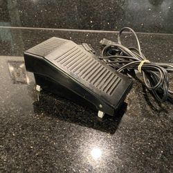 Aspa Sewing Machine Foot Control Pedal  3 Pin Power Cord Model U-118/4