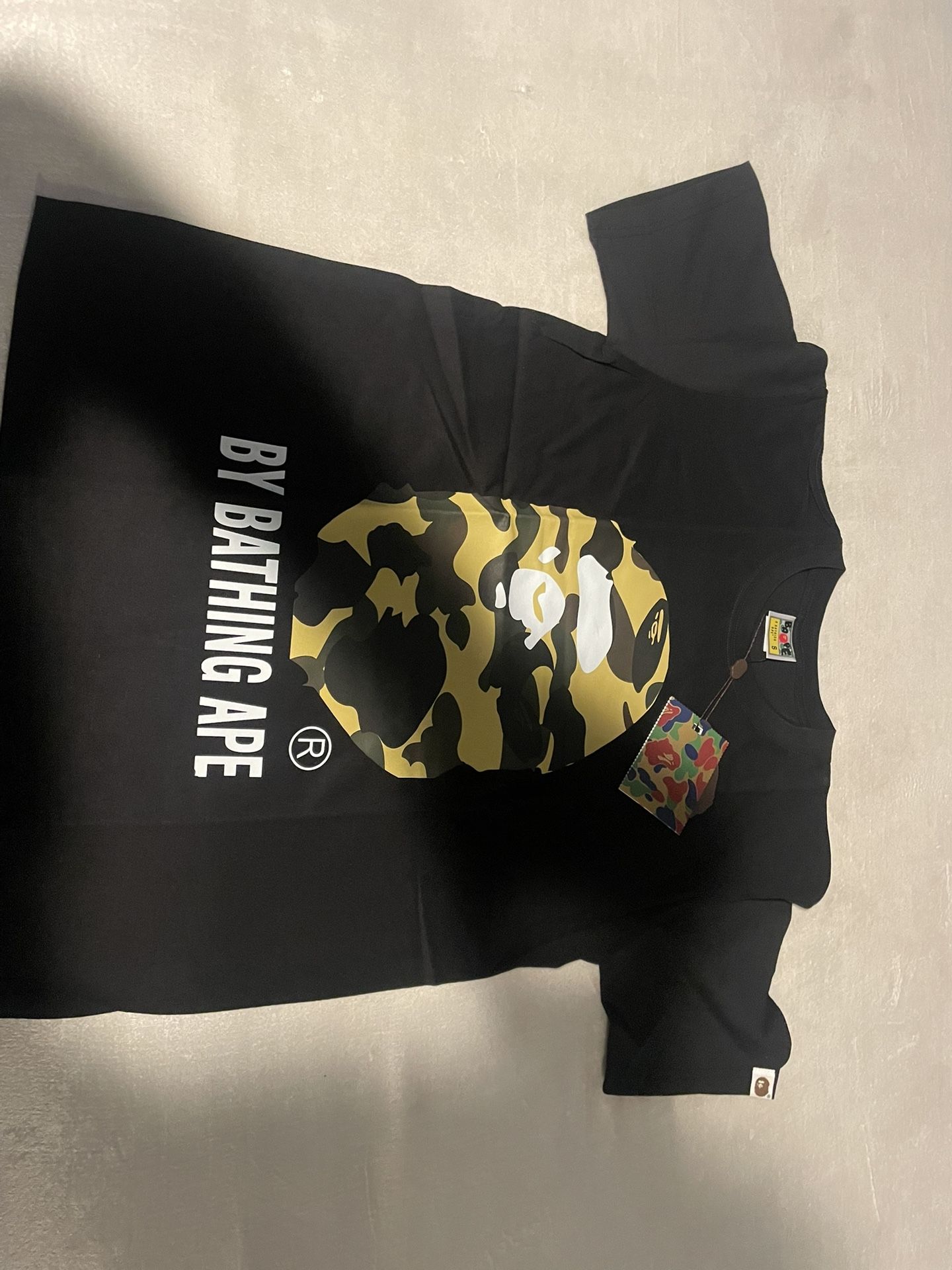 Bape Tees Perfumes/colgones/ Jordans/ Bape Hoodies Etc
