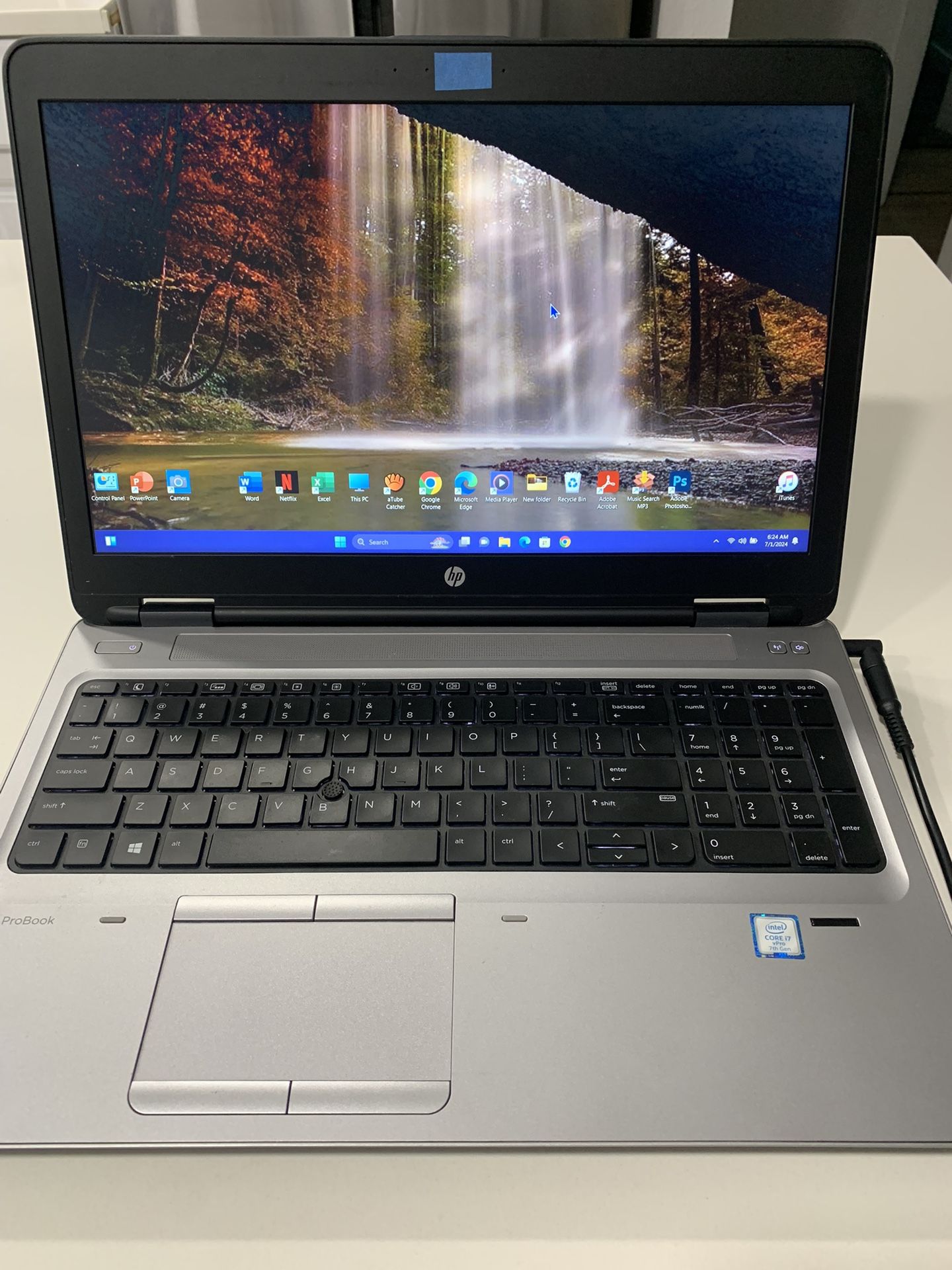 i7…i7…i7…HP PROBOOK 650 G3 . FULLY LOADED ADOBE ACROBAT MICROSOFT, PHOTOSHOP ….( No credit Card Needs) 2560 GB SSD 8.0 GB RAM . BACKLIGHT KEYBOAR