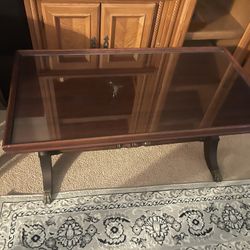 Antique Claws Foot End Table