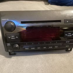 2010-2013 Toyota Tundra/Sequoia Radio/CD/MP3 Model 86120-0C290 Tested works GR8