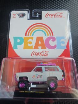 M2 Machines Coca-Cola 1973 Chevrolet K5 Blazer chase