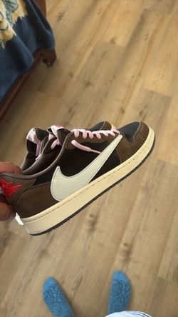 Travis Scott mocha low