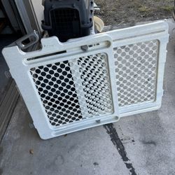 Plastic Safety Gates For Babies Or Pet