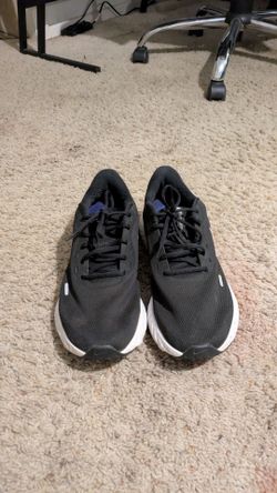 Nike Revolution 5 Size 12.5 W