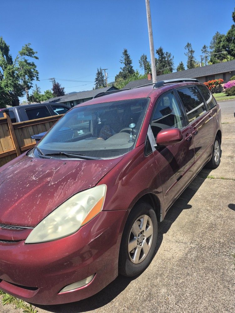 2006 Toyota Sienna