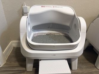 Automatic cat litter box