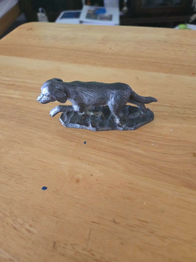 Hand Crafted  Sculpture hunting Dog Made In Usa 