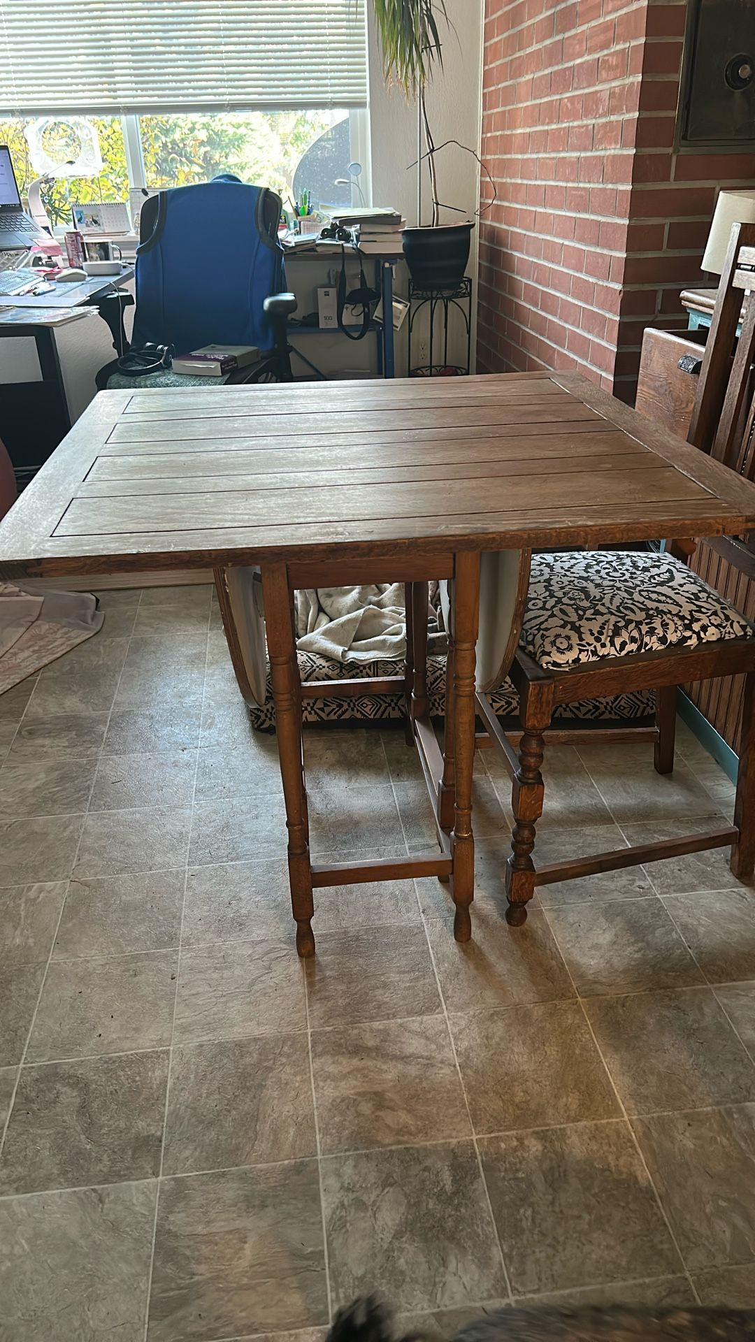 Antique Oak Table With 4 Chairs
