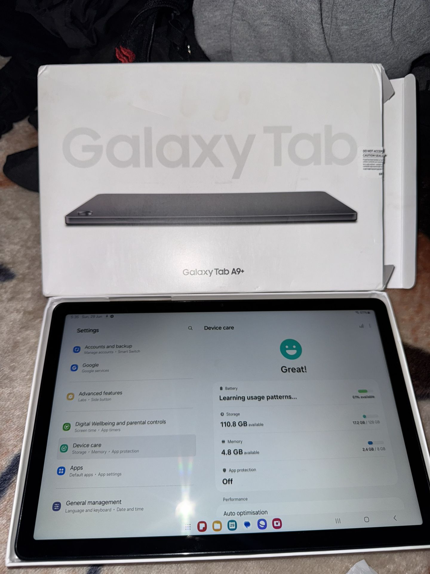 GALAXY A9+