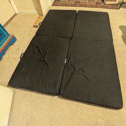 Full Size Folding Guest Bed