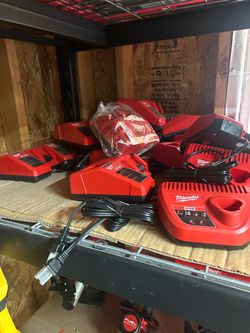 Milwaukee charger M18/M12