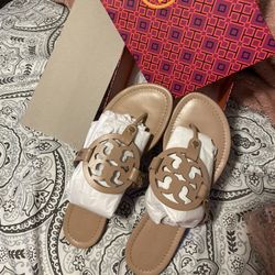 Tory Burch Woman Sandals 