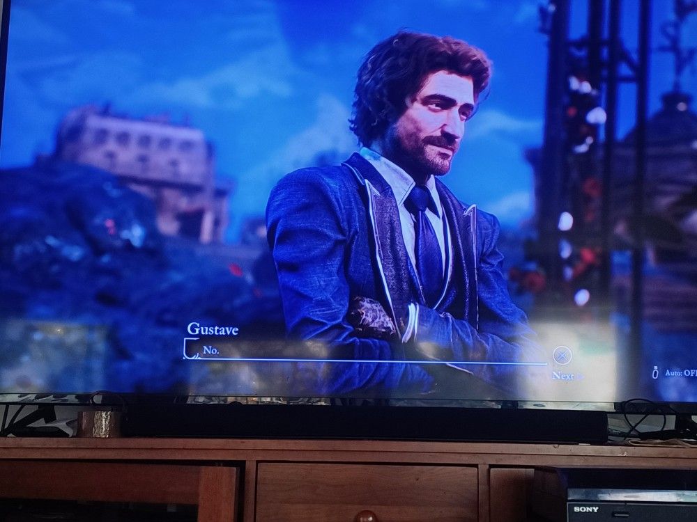 70 INCH VIZIO 4K MONITOR WITH LG SH2 100 WATTS 2.1 CHANNEL SOUND BAR WITH SUBWOOFER  $500 FINAL PRICE 