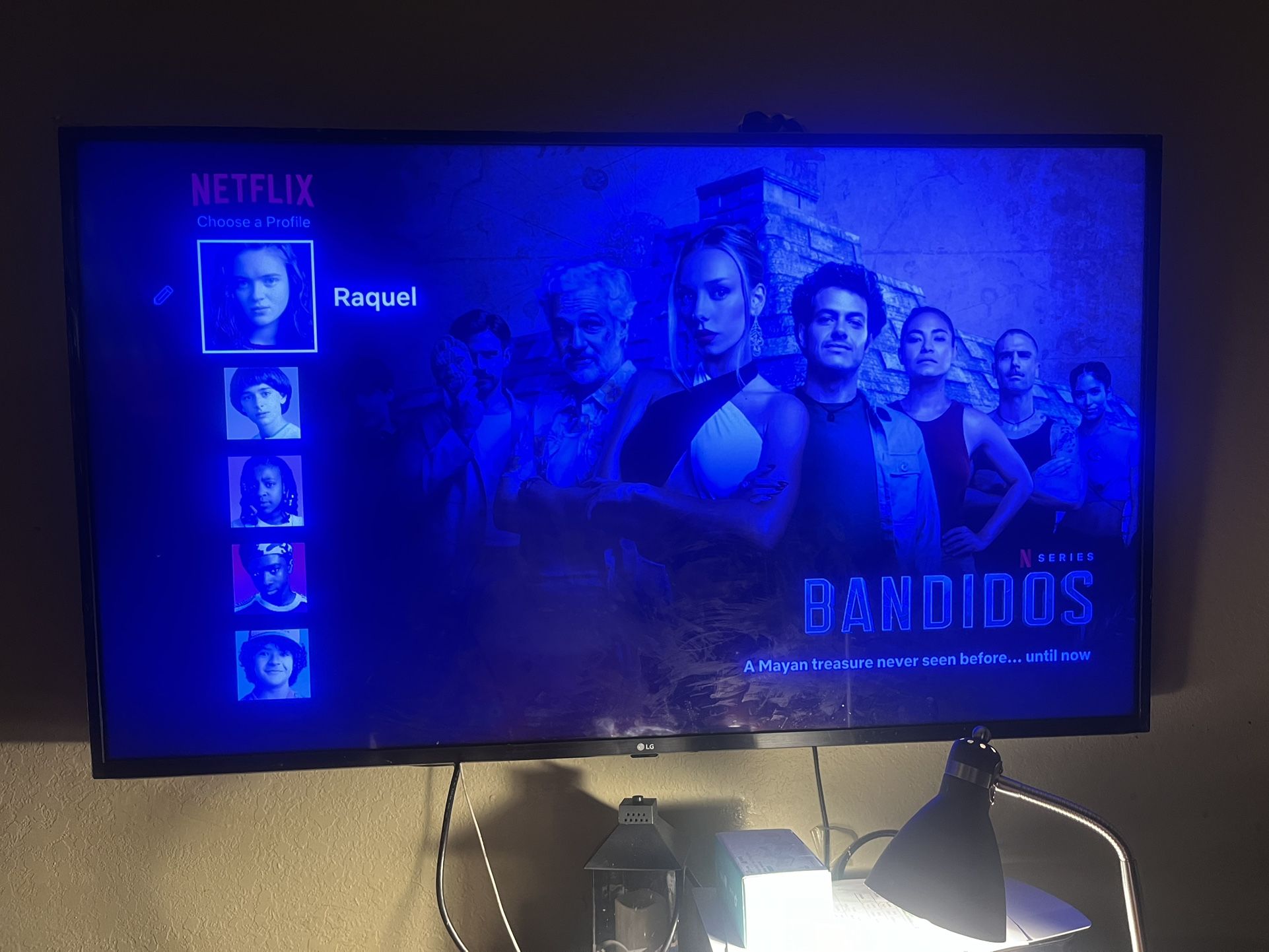 LG Smart TV 55”