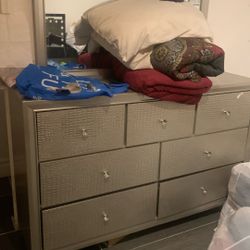 Dresser And Mirror 