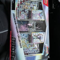 Prismatic Evolution Premium Figure Collection