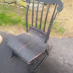 Small Rocking Chair For Restoration 