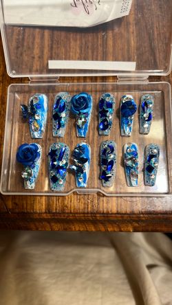 Brand New Press On Nails