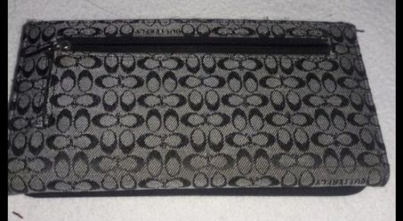Coach wallet used