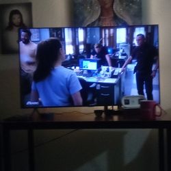 Samsung 60' smart tv