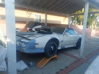 1984 Pontiac Firebird