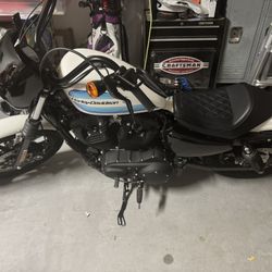 2019 Harley Iron 1200 Only 99 Miles