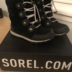 Girls Sorel Boots Size 2 Like New!