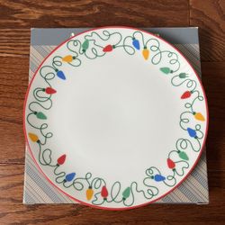 Vintage 1980 Avon Christmas lights 7 inch dessert plate With Box.