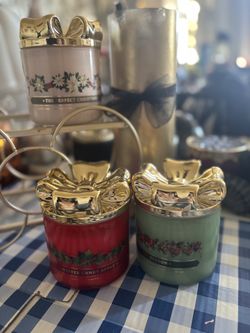 Bath & Body Works Three Wick Ribbon  Candle 