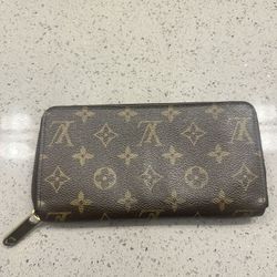 Monogram Louis Vuitton Zippy Wallet