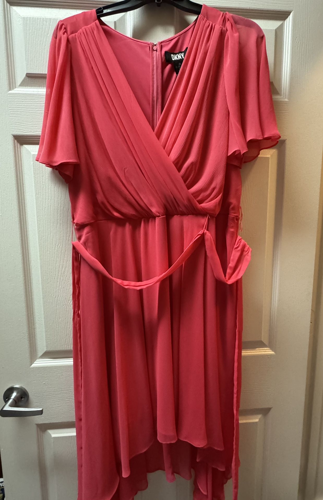 Pink Dress From DKNY Size 22 W Never Worn