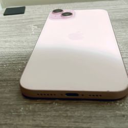 iPhone 15 Plus