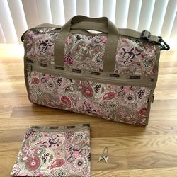 LeSportsac Boston bag, Locking Zip w/ Key, Pouch
