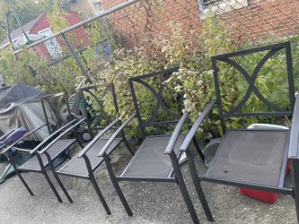 Castor aluminum 4piece chairs with brand new cushion pillows MAKE OFFER